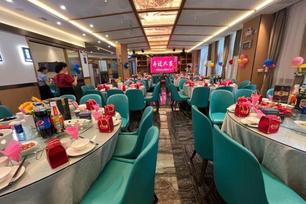 办乔迁宴怎么选日子(办乔迁酒席怎么选日子)