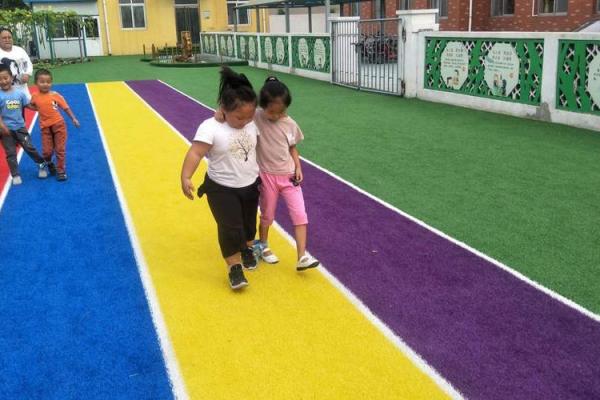 二人三足打一准确生肖(二人三足打一准确生肖)