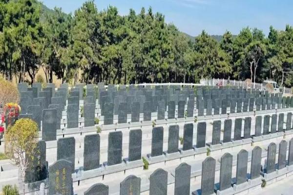 4月25日适合安葬吗