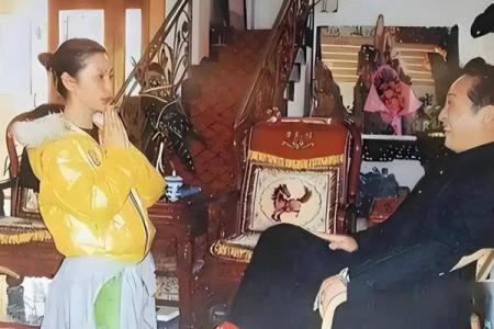 大师王林给女星开光