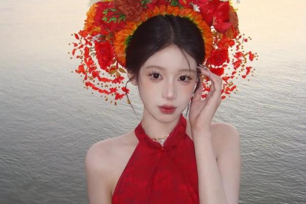 人家的闺女有花戴