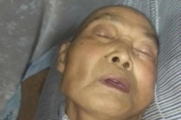 梦见去世老人 梦见去世老人