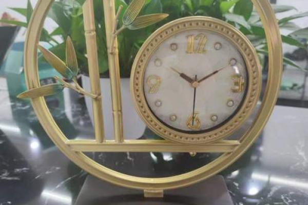 办公室钟表摆放风水挂哪里更好