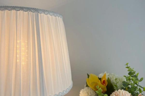 新房床头灯风水