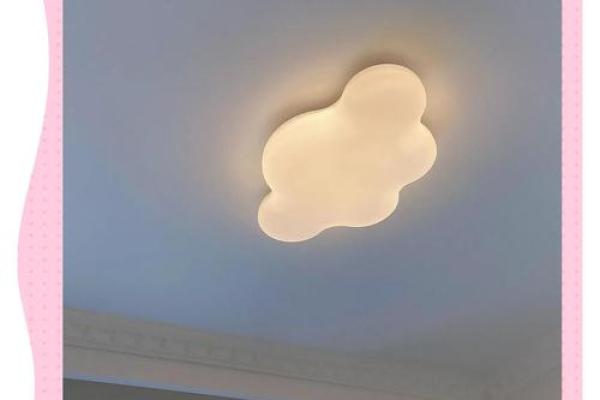 住房卧室安装吸顶灯的风水禁忌 住房卧室安装吸顶灯的风水禁忌