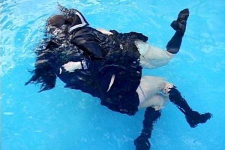 血型洗澡的雷人怪癖