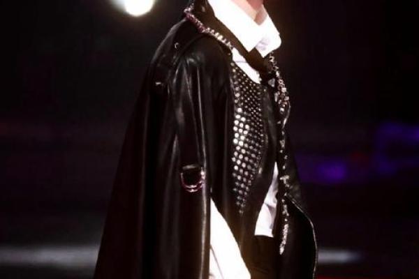 马嘉祺的星座适合哪个星座 马嘉祺的星座适合哪个星座