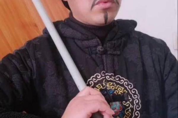 抗日电视剧中瞎子算命形象