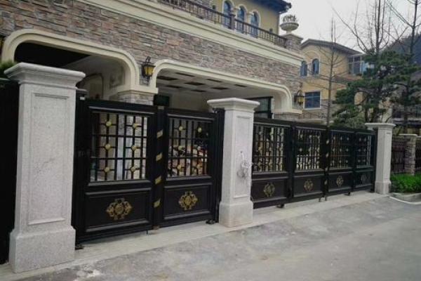 红红火火旺全家!大门风水好,家中出贵人 红红火火旺全家!大门风水好,家中出贵人