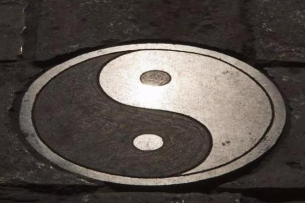 明灯师傅算命多少钱 明灯师傅算命多少钱