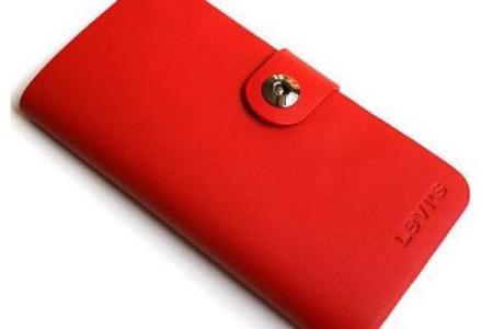 风水解读女人用红色钱包破财吗