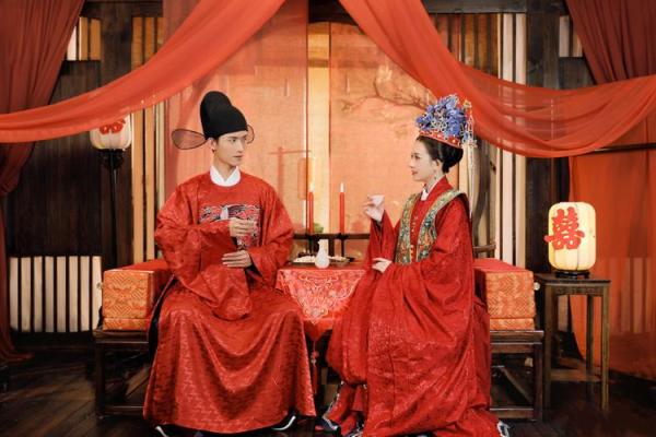 紫薇星必须要与正缘结婚吗 紫薇星必须要与正缘结婚吗