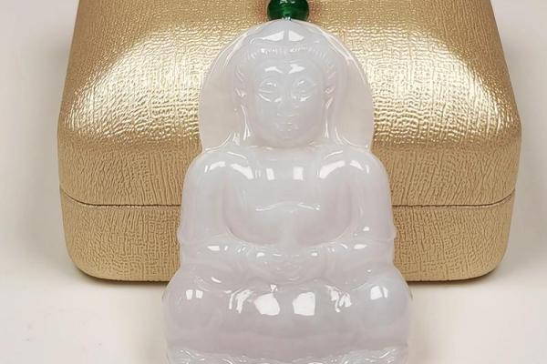 佩戴观音吊坠的讲究 佩戴观音吊坠的讲究