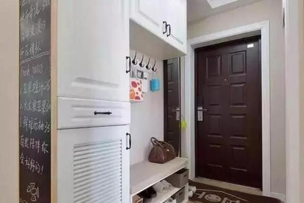 进门玄关吊顶的风水禁忌