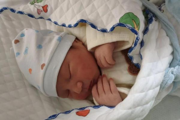 婴儿生辰八字 婴儿生辰八字