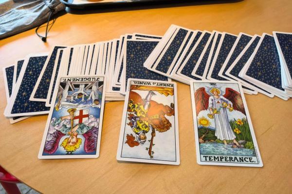 塔罗测试未来另一半的长相