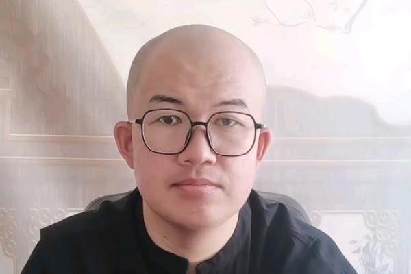 2025年属兔运势详解财运事业感情全面解析_1739579572 2025年属兔运势详解财运事业感情全面解析_1739579572