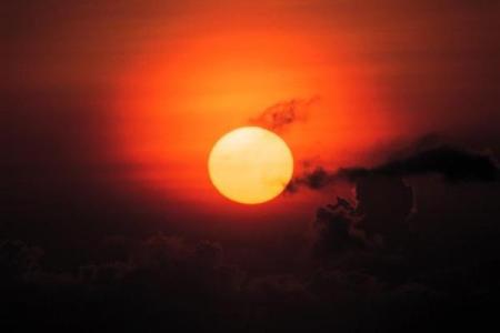 一轮红日找天边什么生肖