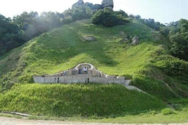 选墓地如何看最佳风水