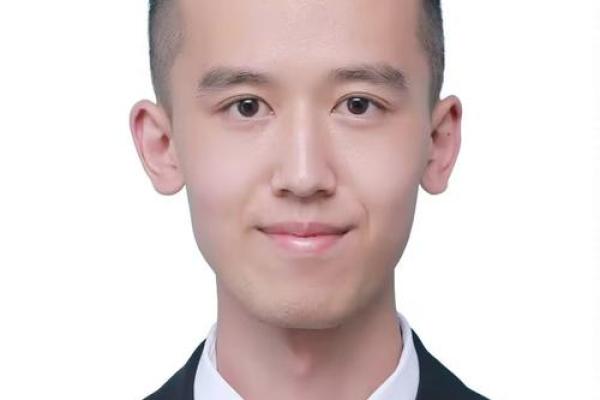 紫薇斗数曹展硕