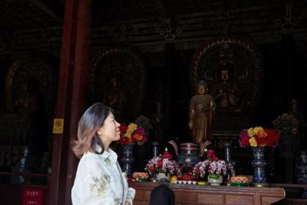 五行缺火的人车内可以放观音像吗