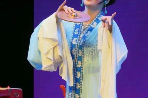 算命说嫁给小生是真的吗