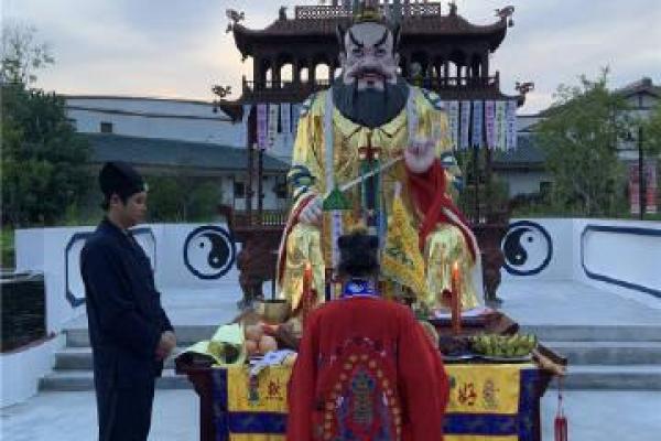 邓的八字分析 邓的八字有何寓意 邓的八字分析 邓的八字有何寓意