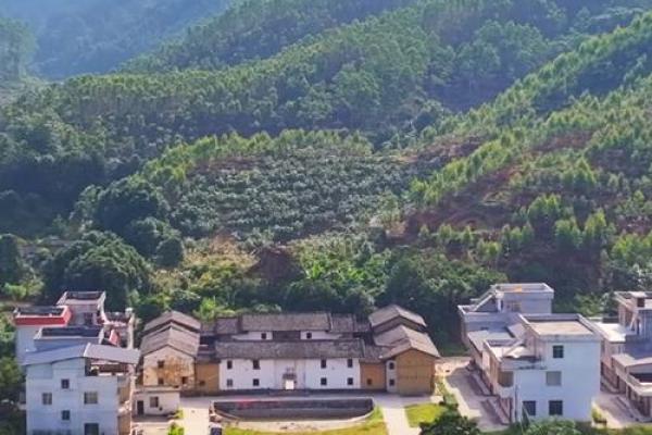 房子中间带山风水好不好 房子中间带山风水好不好