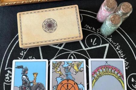 塔罗牌测试：念念不忘？必有回响？你们还能复合吗？