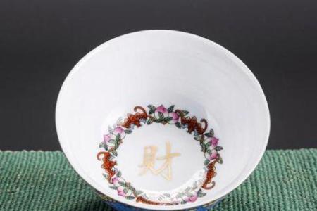 送碗风水忌讳：送别人碗好不好