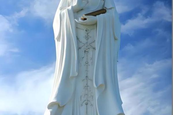 印堂痣和观音痣的区别 观音痣是富贵好命的代表