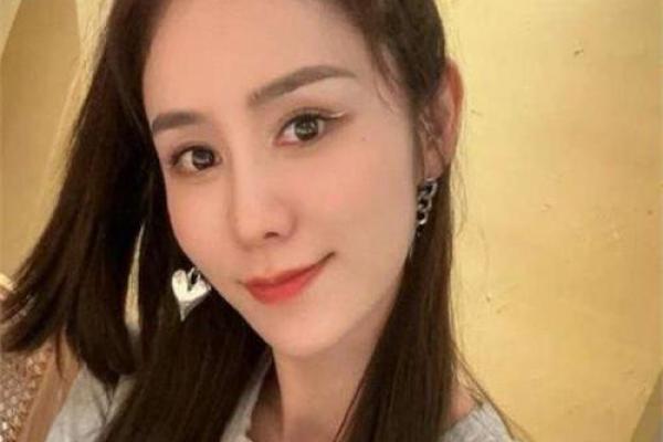 林峰张馨月命理八字 林峰张馨月命理八字