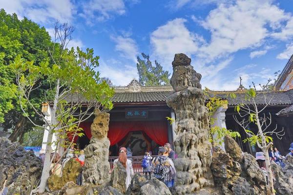 吕祖灵签第六十三签 古人白帝城托孤 吕祖灵签第六十三签 古人白帝城托孤