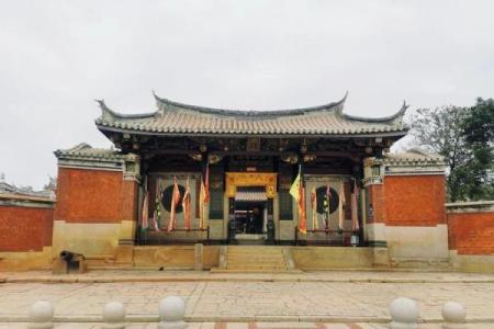 石狮城隍庙灵签笑杯笑