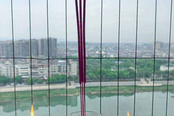 拜观音烧3炷香 拜观音烧3炷香