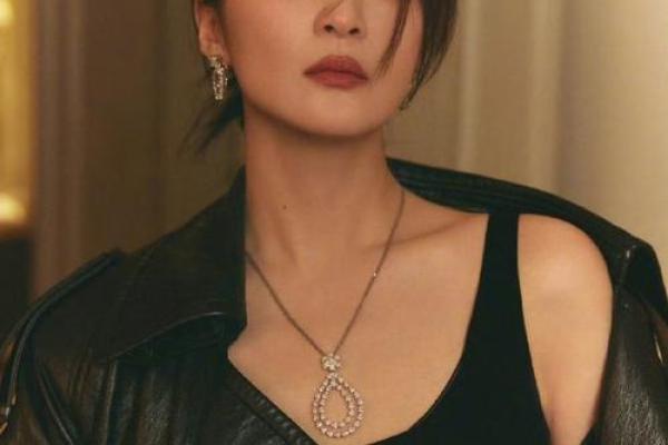 蒋勤勤八字 蒋勤勤八字