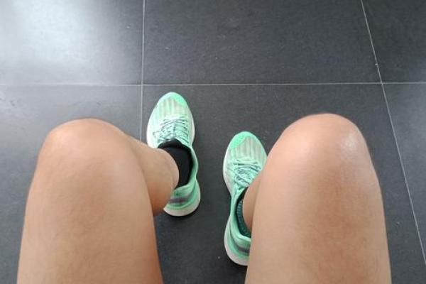 内八字跑步 内八字跑步