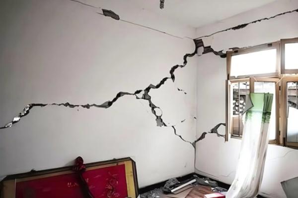 院落风水房子有裂缝