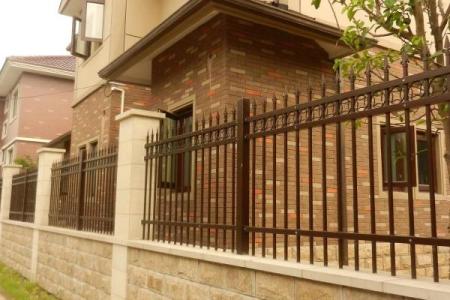 房子内有围栏风水