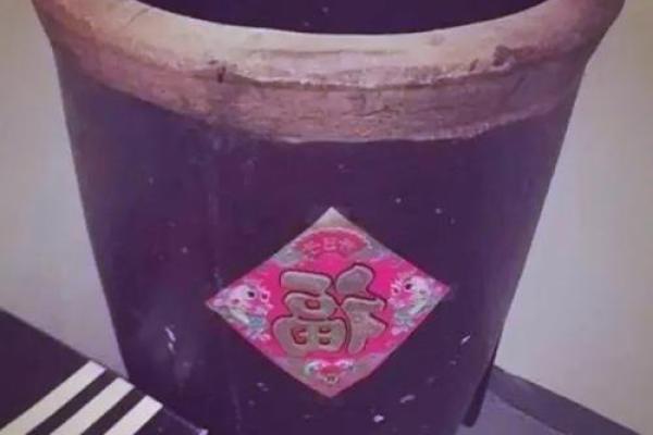 风水农村房子里床头是水缸