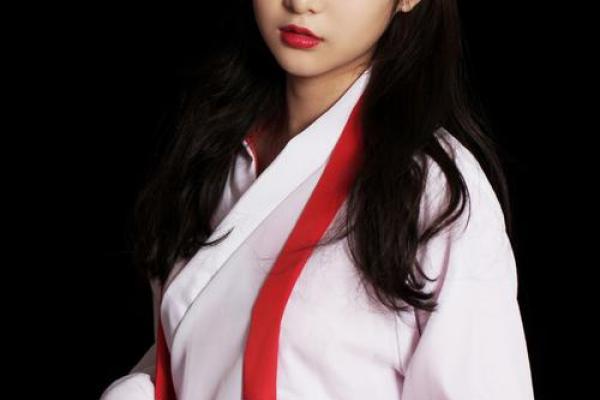 算命先生给女孩算命