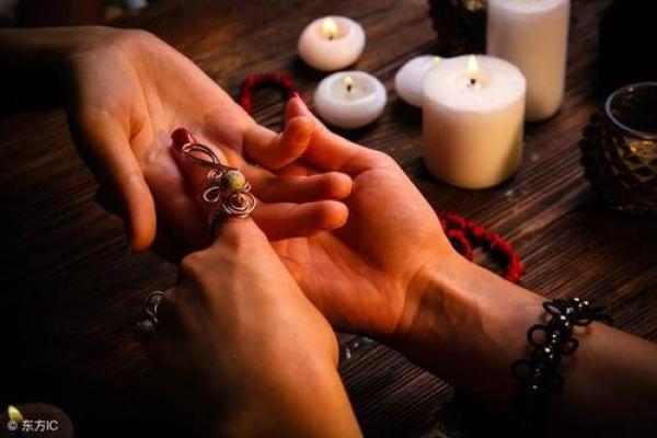 香港女算命师傅电影 香港女算命师傅电影