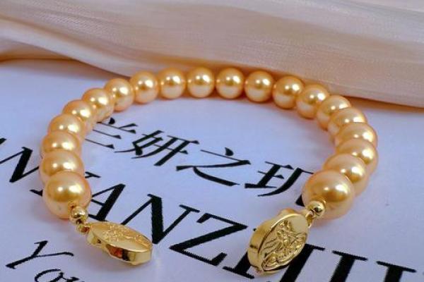 八字水多的女性适合佩戴哪些首饰呢