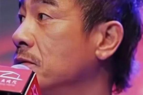 陈小春八字 陈小春八字